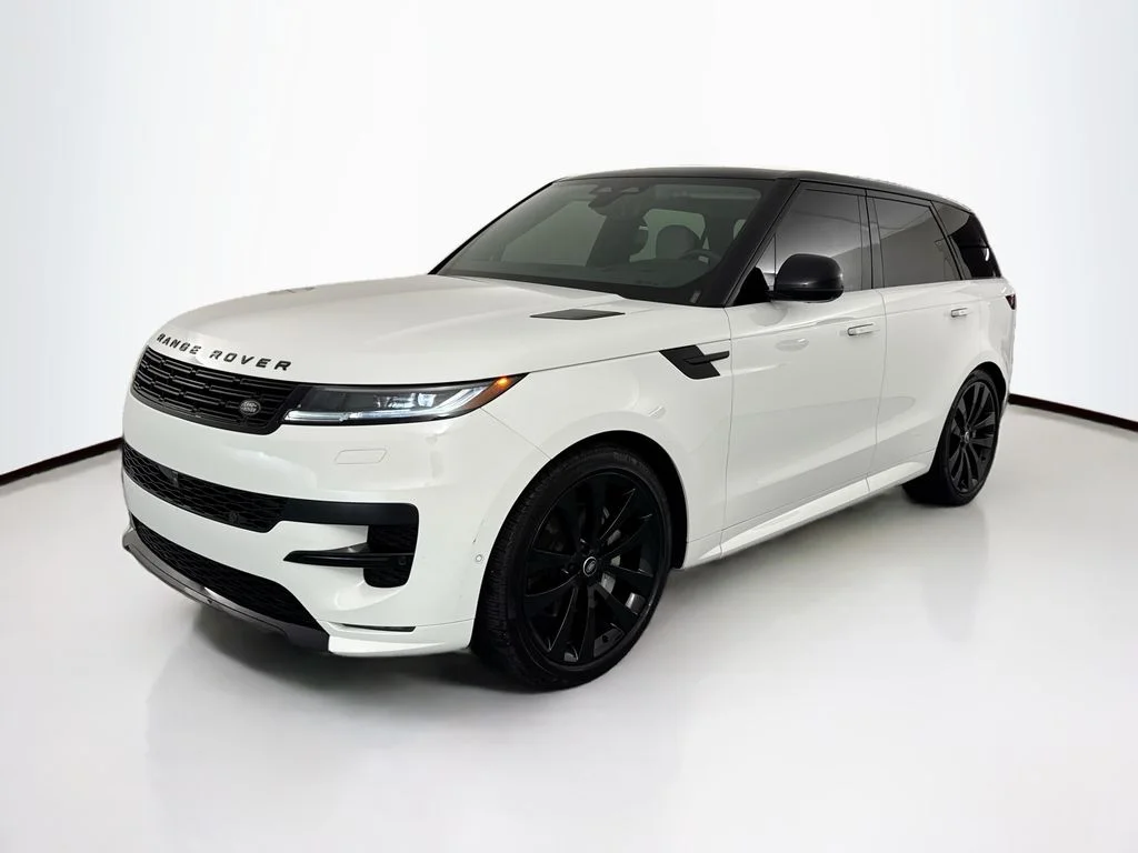 Certified Used 2025 White Land Rover Dynamic SE image 1