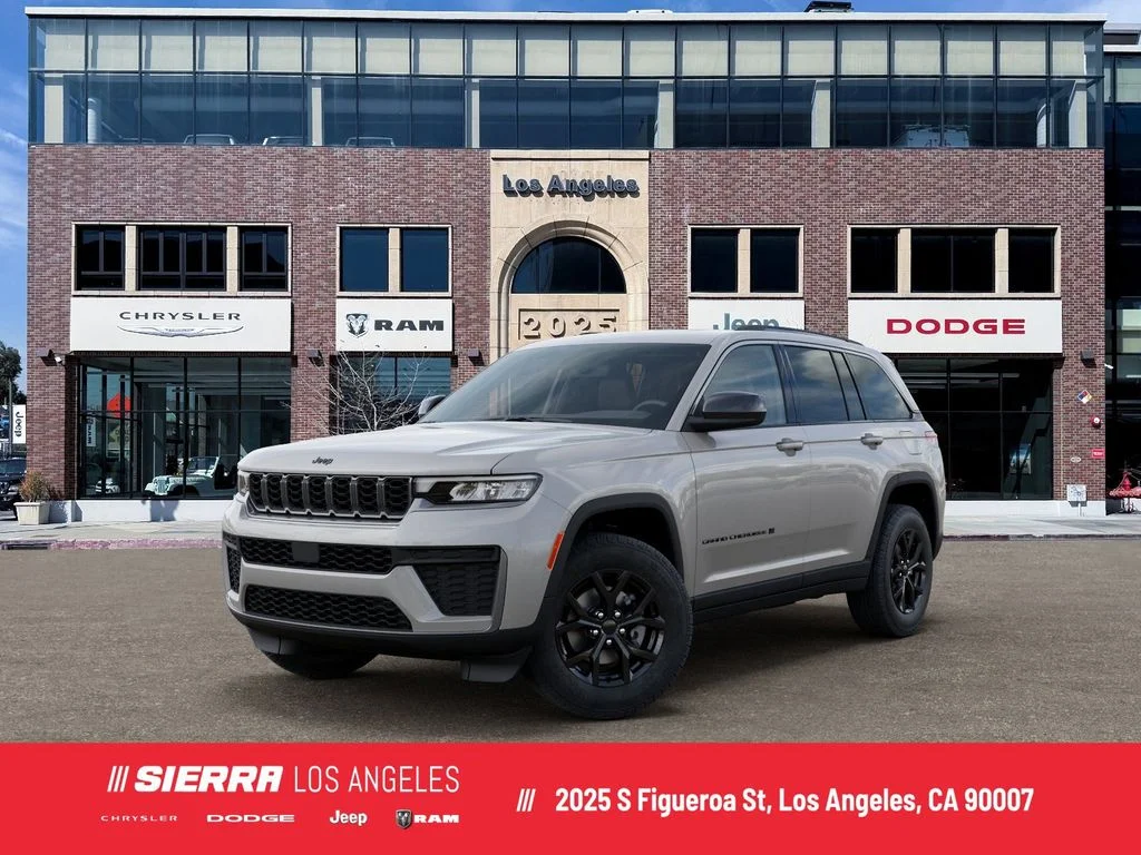 New 2026 Silver Zynith Exterior Paint Jeep Laredo Altitude image 1