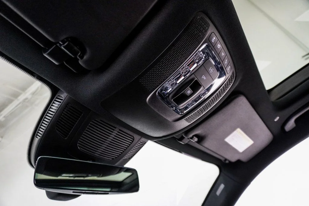 Used 2024 White Mercedes-Benz GLS 450 image 46