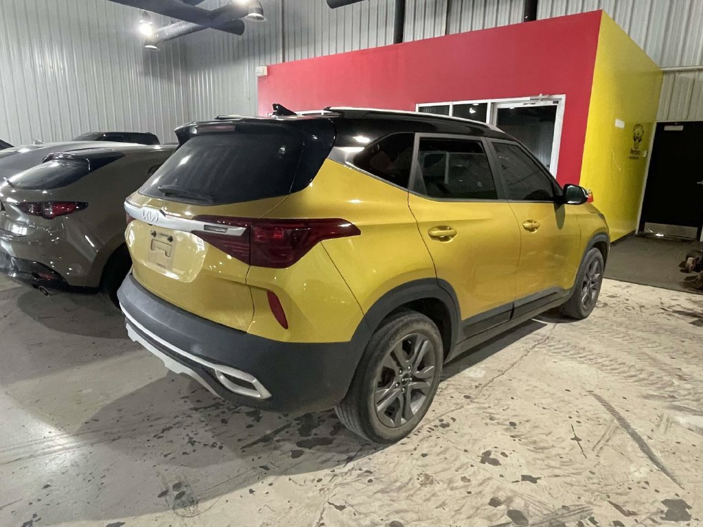 Used 2022 Yellow Kia S image 6