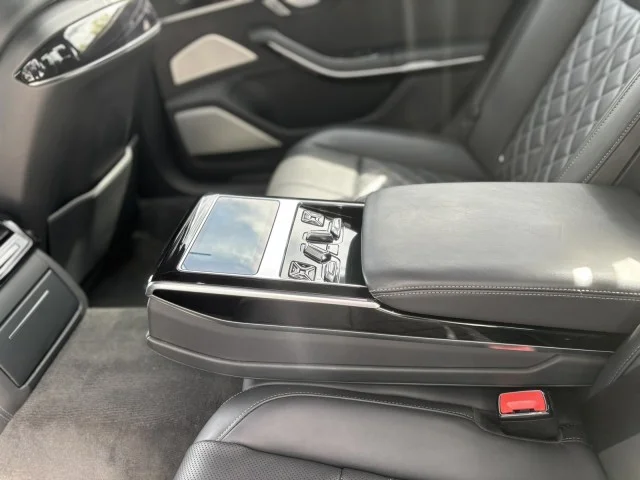 Used 2022 Mythos Black Metallic Audi BLACK OPTIC PLUS & EXECUTIVE PACKAGE !! BANG & OLUFSEN ADVANCED !!! OVER $ 146K MSRP !!! image 41