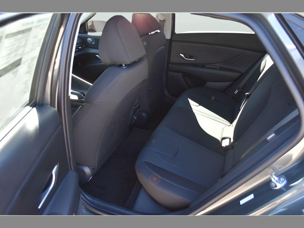 New 2026 Amazon Gray Hyundai SE image 10