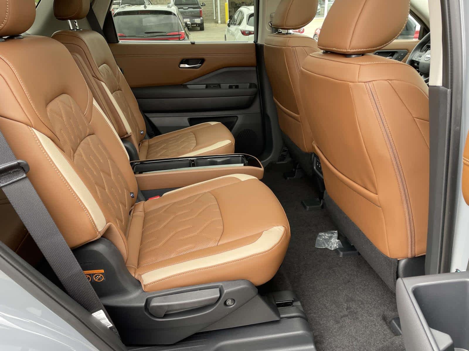 New 2026 Boulder Gray Pearl Nissan Platinum image 20