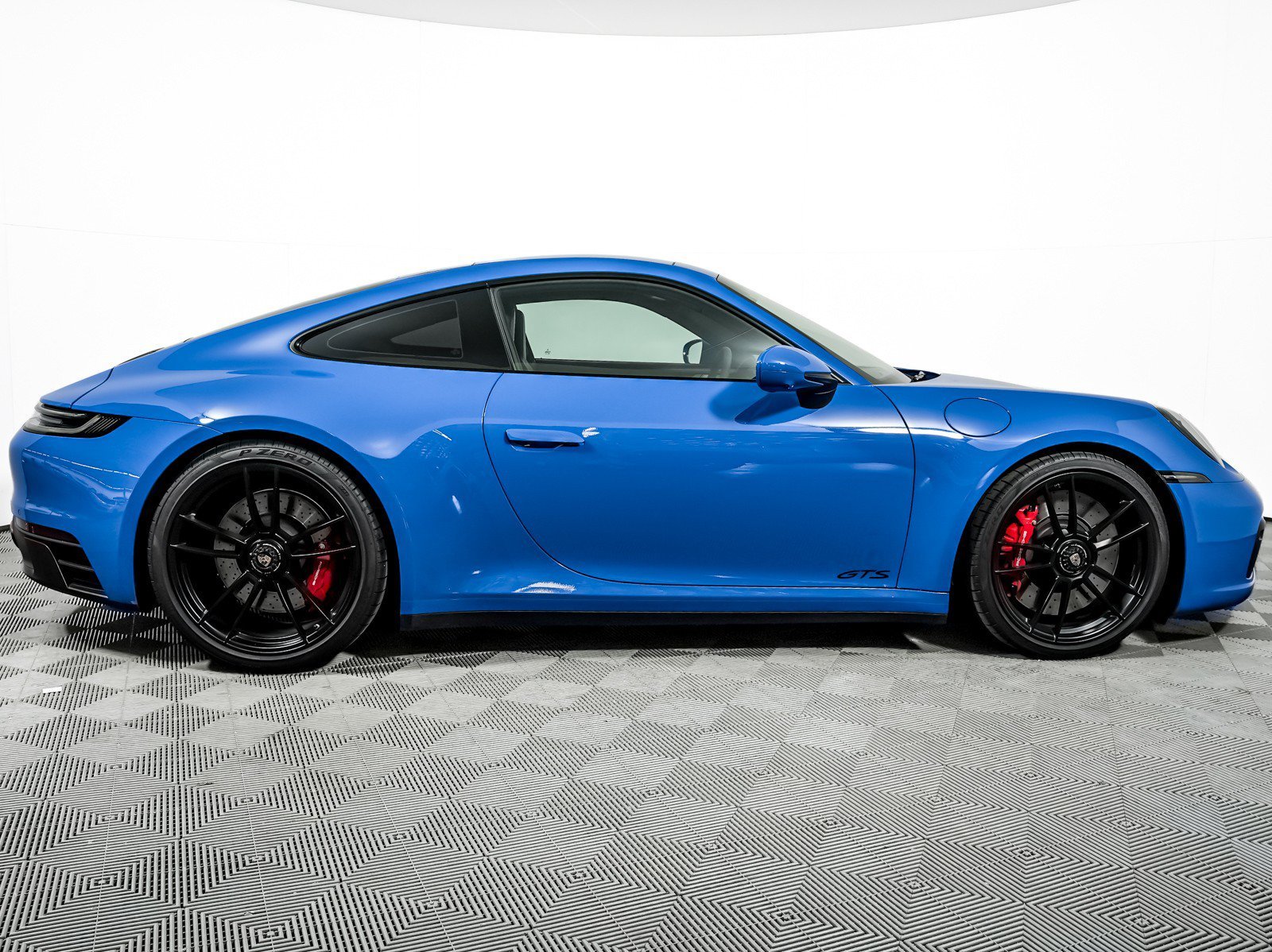 Certified Used 2022 PTS CLUB BLAU Porsche  image 9