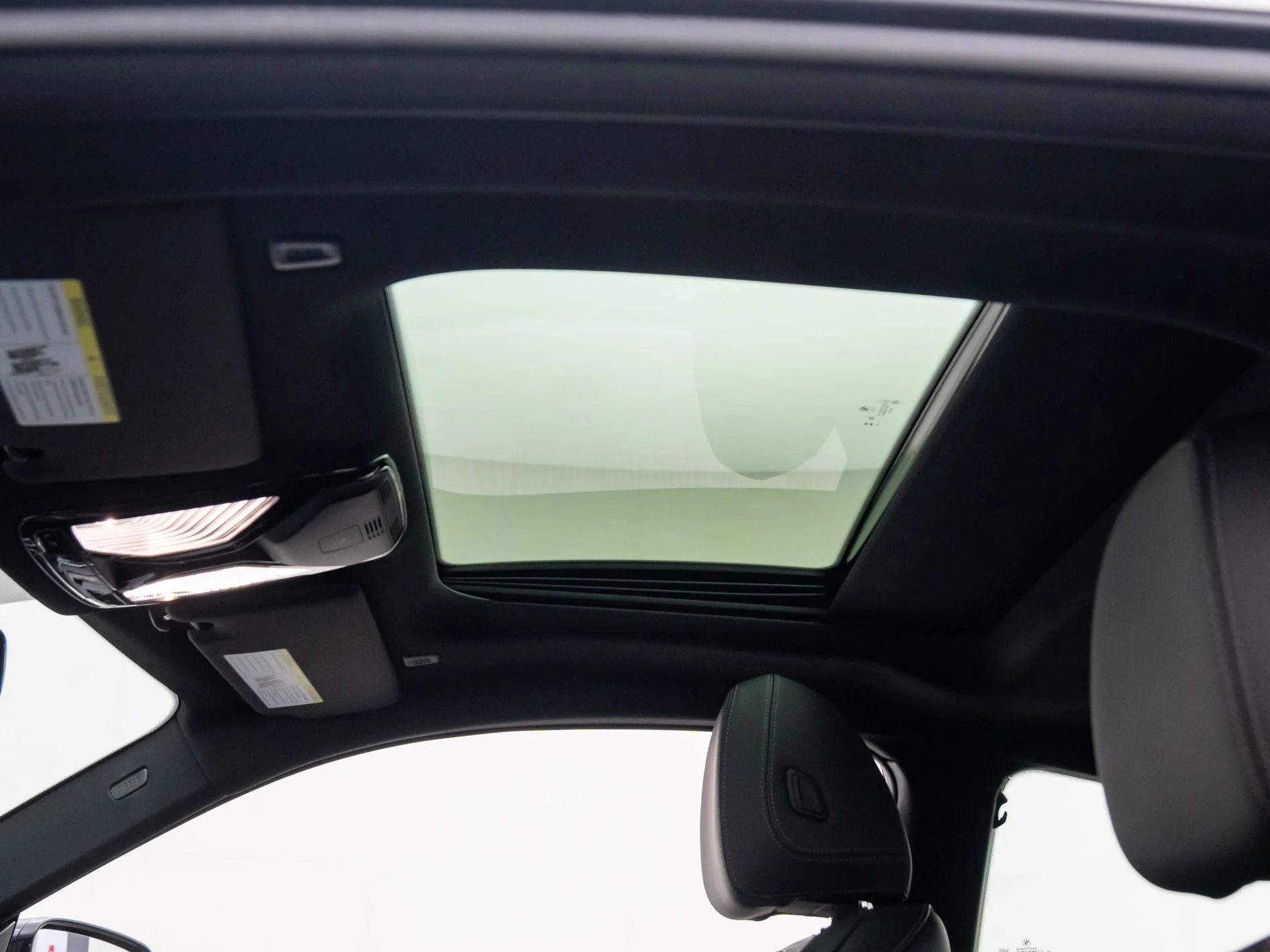2026 BMW 4 Series 430i - Photo 18
