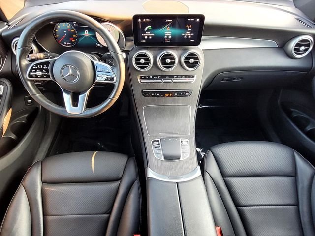 Used 2022 White Mercedes-Benz GLC 300 image 22