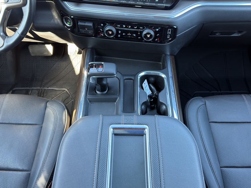 Used 2022 Gray Chevrolet High Country image 15