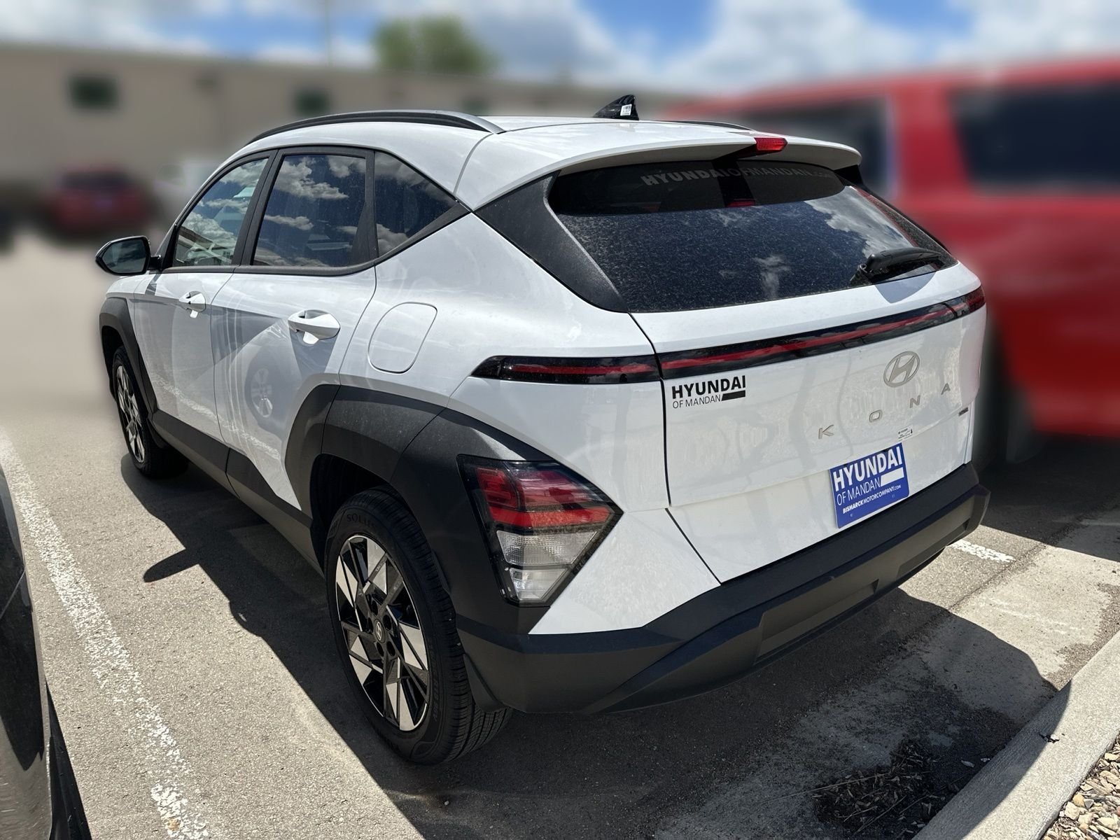 Certified Used 2025 White Hyundai SEL image 4