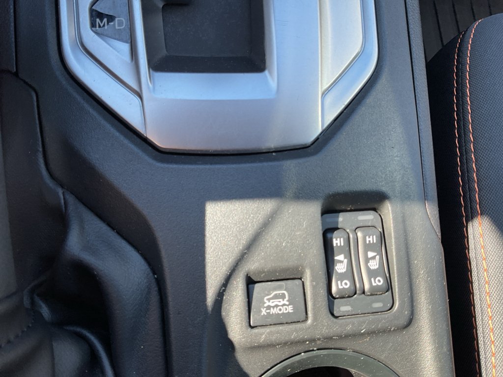 Used 2021 Ice Silver Metallic Subaru Premium image 27