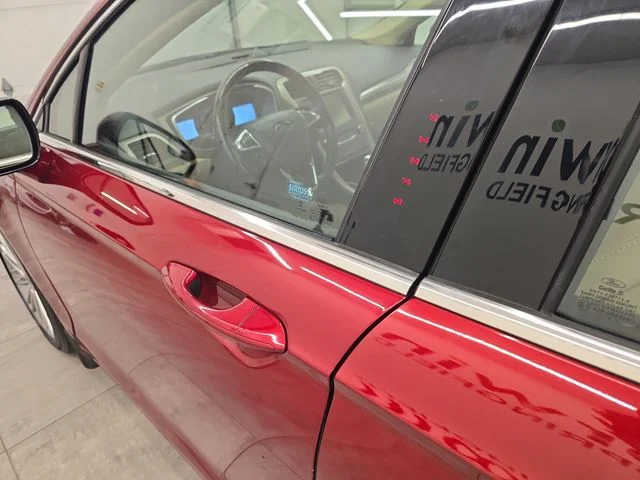 Used 2013 Ruby Red Metallic Ford SE image 19