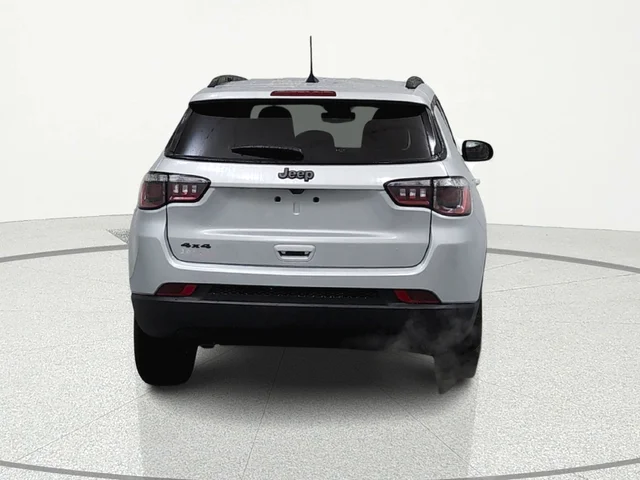 New 2026 Silver Jeep Latitude image 4