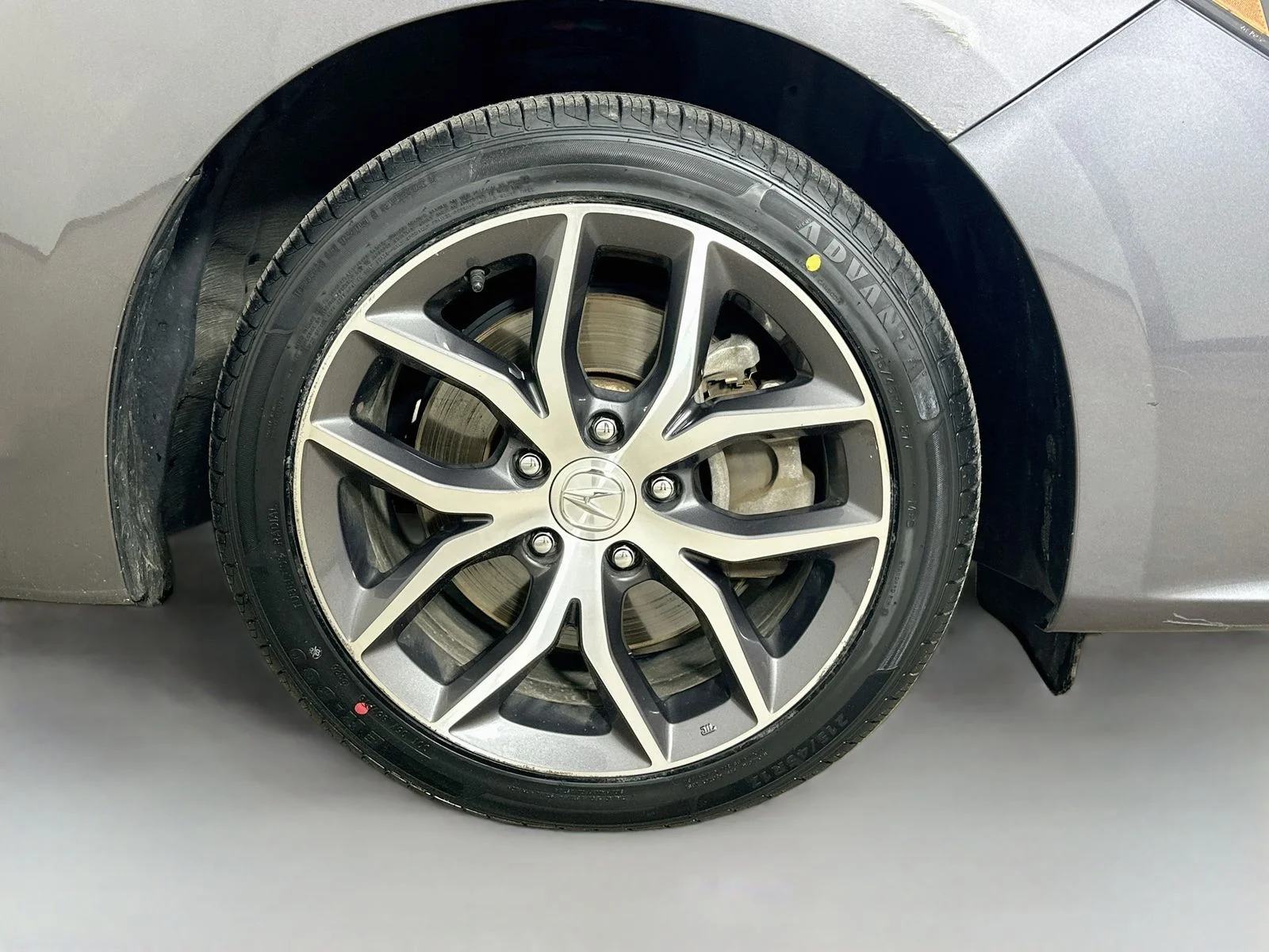 Used 2019  Acura  image 10