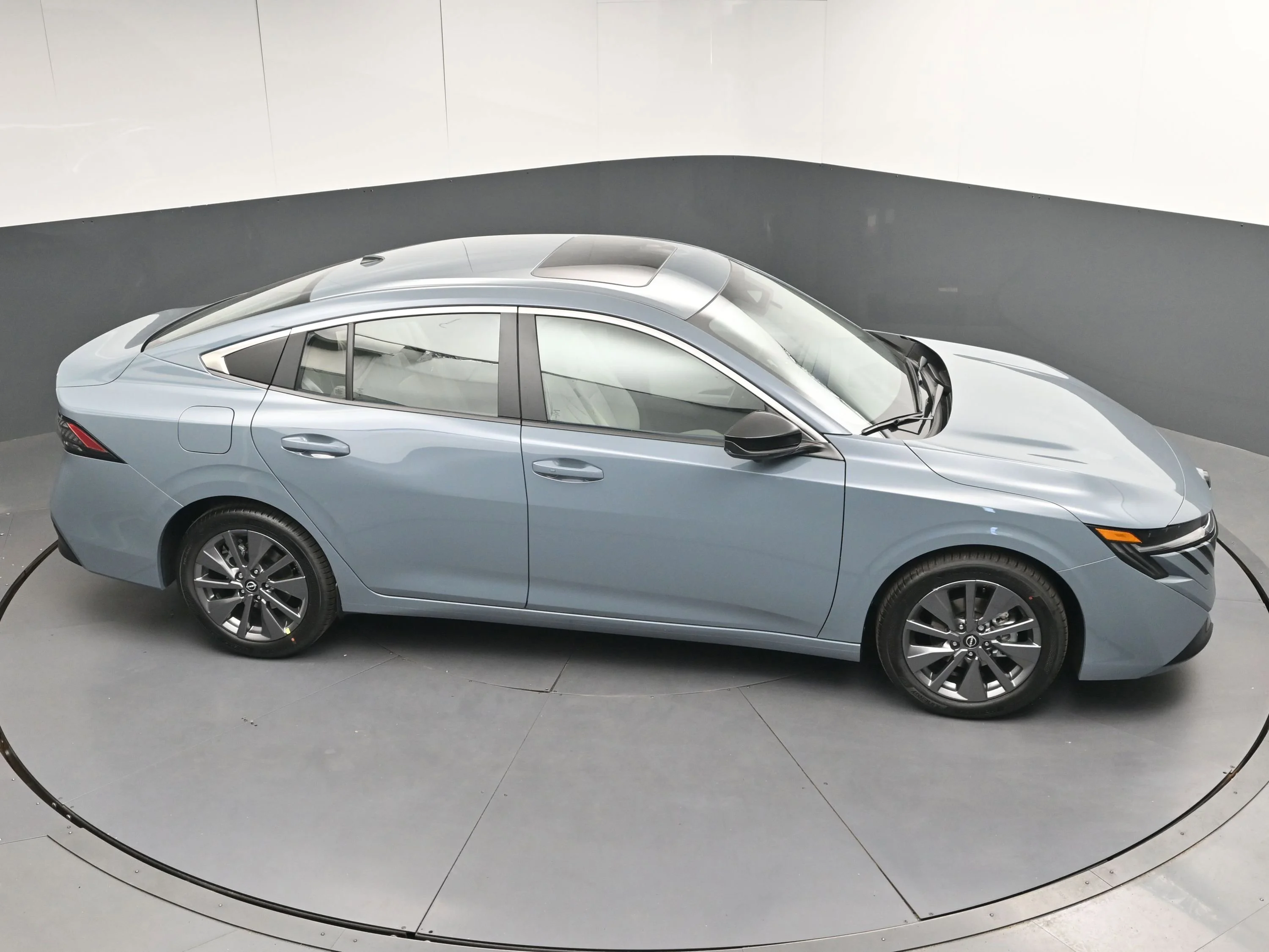 New 2026 Atlantic Gray Metallic Nissan SL image 33