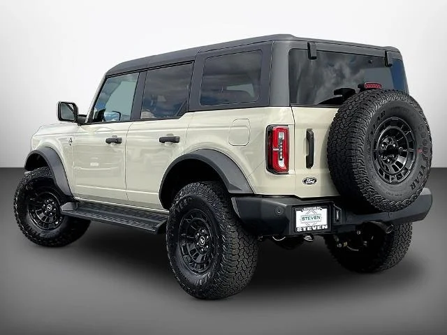 New 2026 Desert Sand Ford Outer Banks® image 37