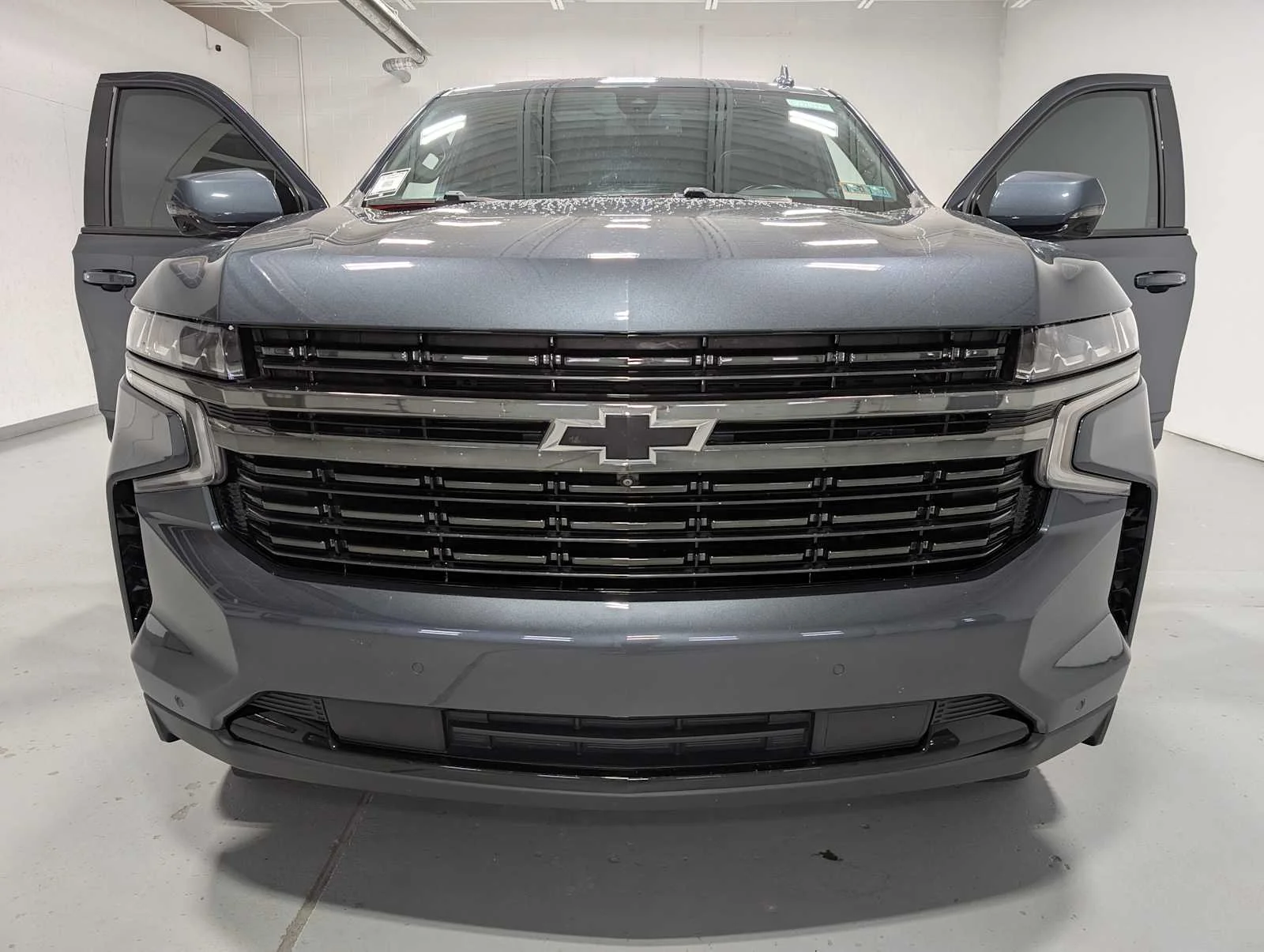 Used 2021 Shadow Gray Metallic Chevrolet RST image 16