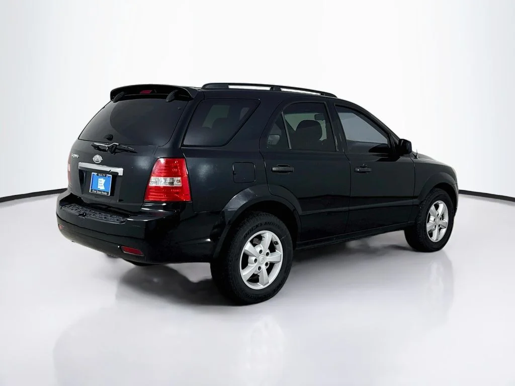 Used 2008 Ebony Black Kia LX image 7