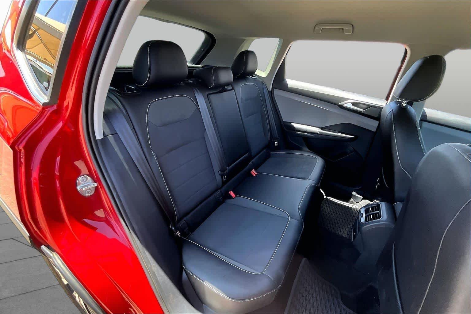 Used 2023 Kings Red Metallic Volkswagen SE image 20