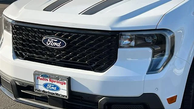 New 2026 Oxford White Ford Lariat® image 27