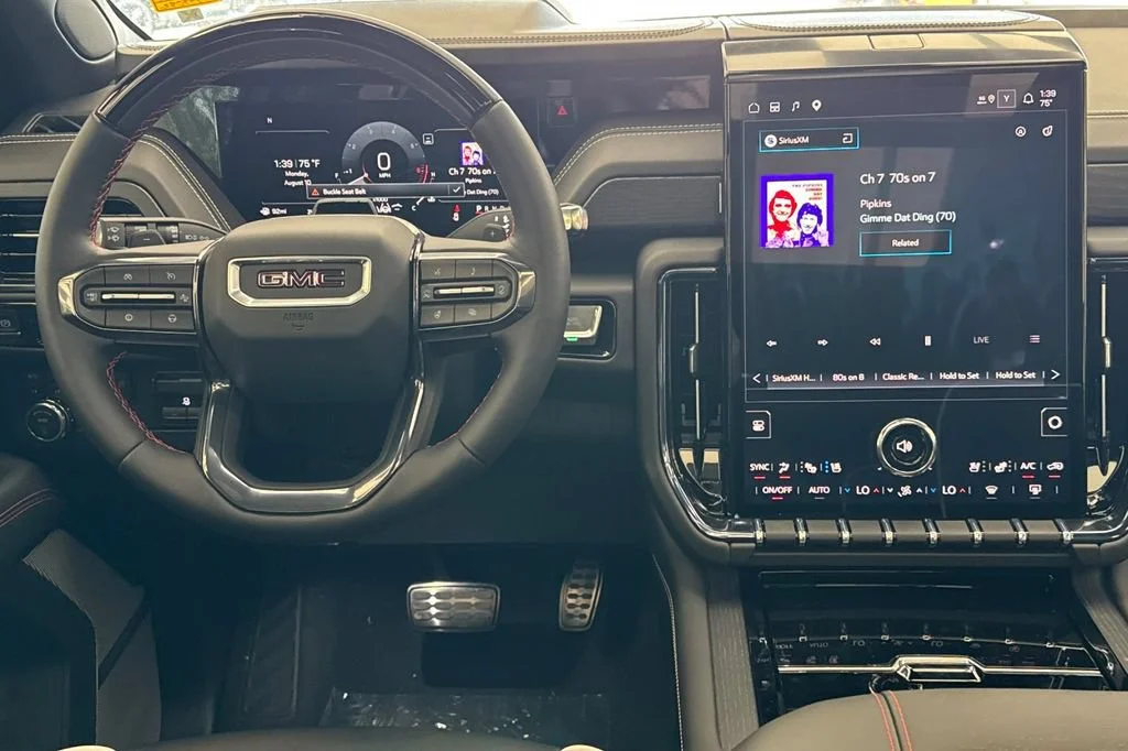 2026 GMC Yukon XL AT4 Ultimate - Photo 11