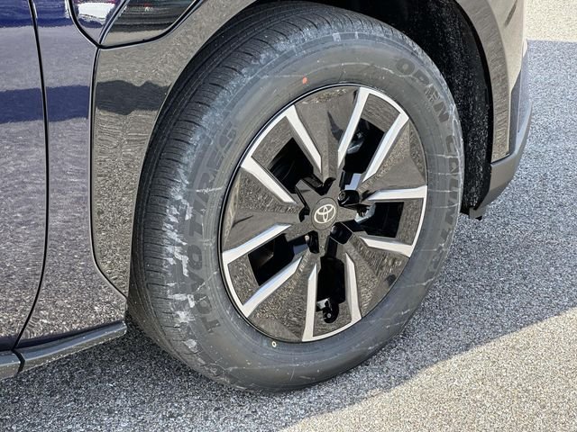 2026 Toyota bZ XLE - Photo 12