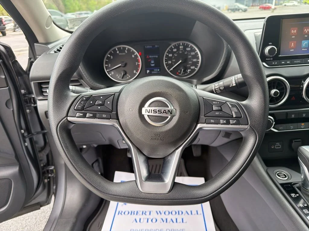 Used 2023 Gray Nissan S image 10