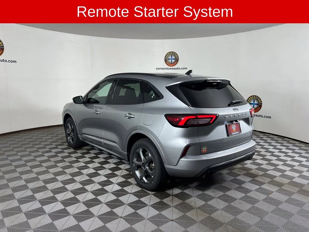 Used 2024 Silver Ford ST-Line image 18