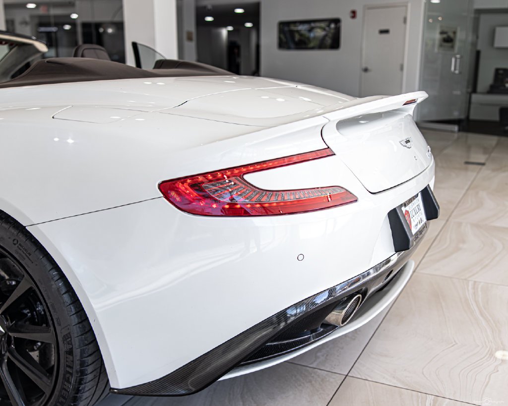 Used 2016 White Aston Martin Volante image 14