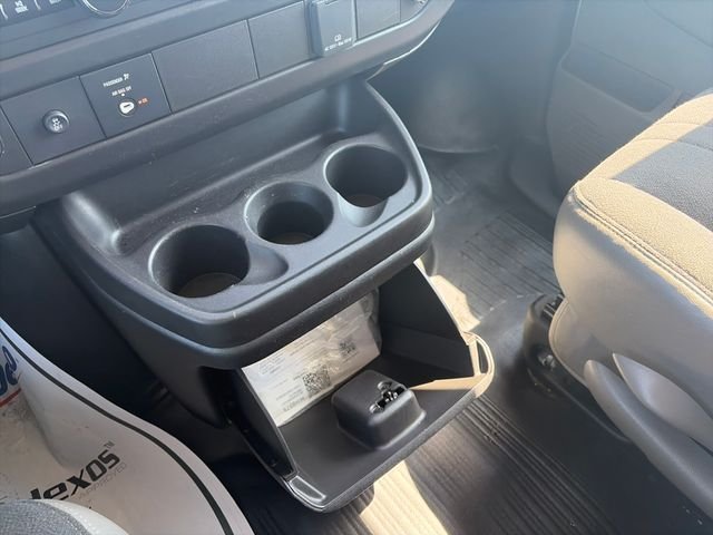 Used 2024 White Chevrolet Work Van image 20