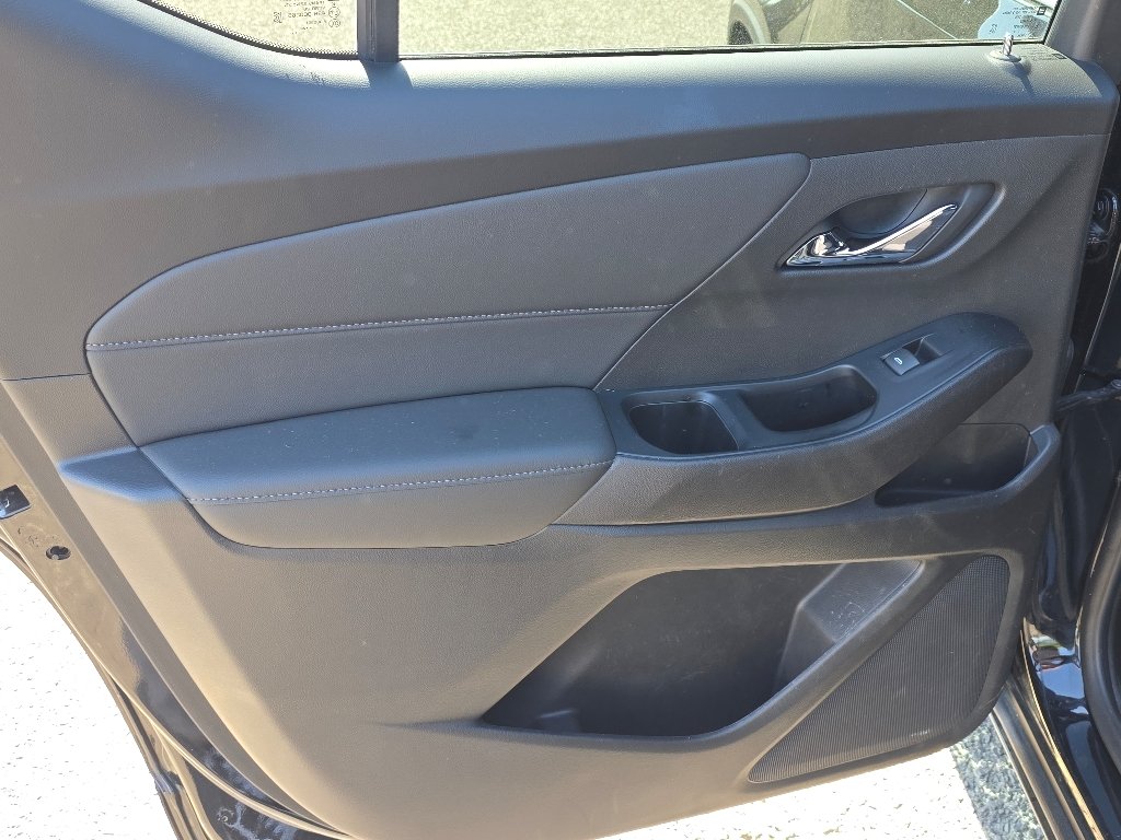 Used 2023 Mosaic Black Metallic Chevrolet LT image 29