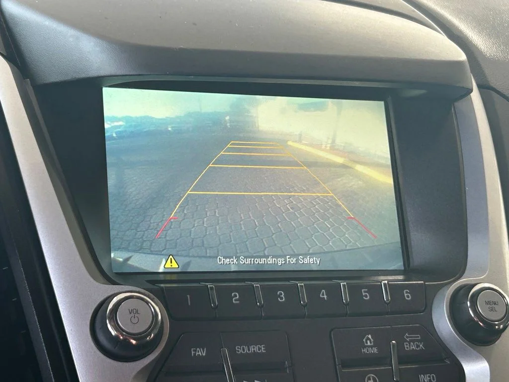 Used 2015 Blue Velvet Metallic Chevrolet LT image 11