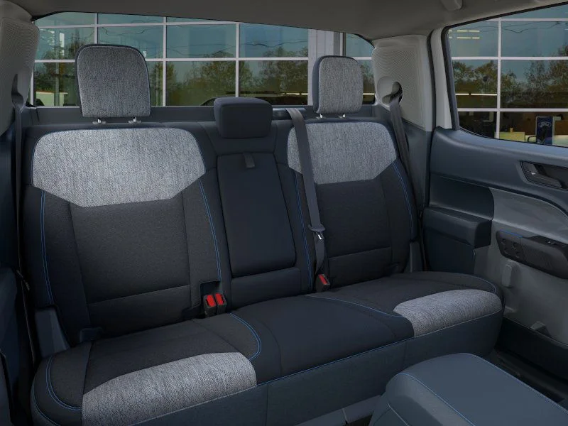New 2025 Oxford White Ford XLT image 43