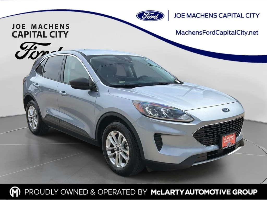 Used 2022 Blue Ford SE image 1