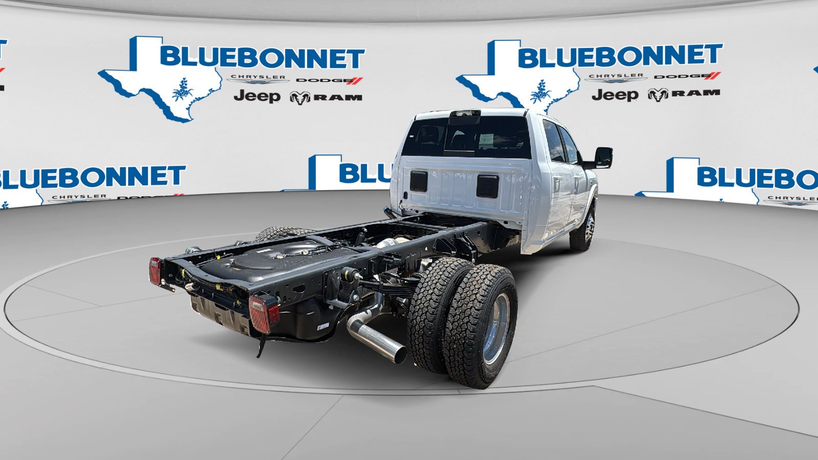 New 2026 Bright White Clearcoat RAM Big Horn image 5