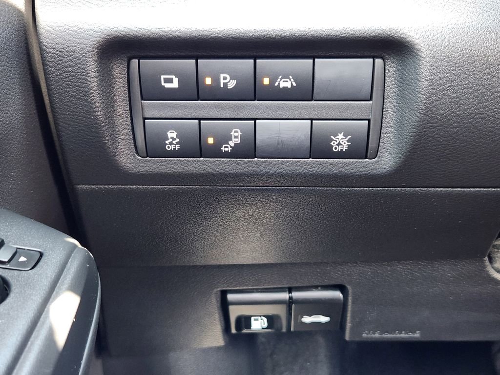 Certified Used 2024 White Nissan S image 18
