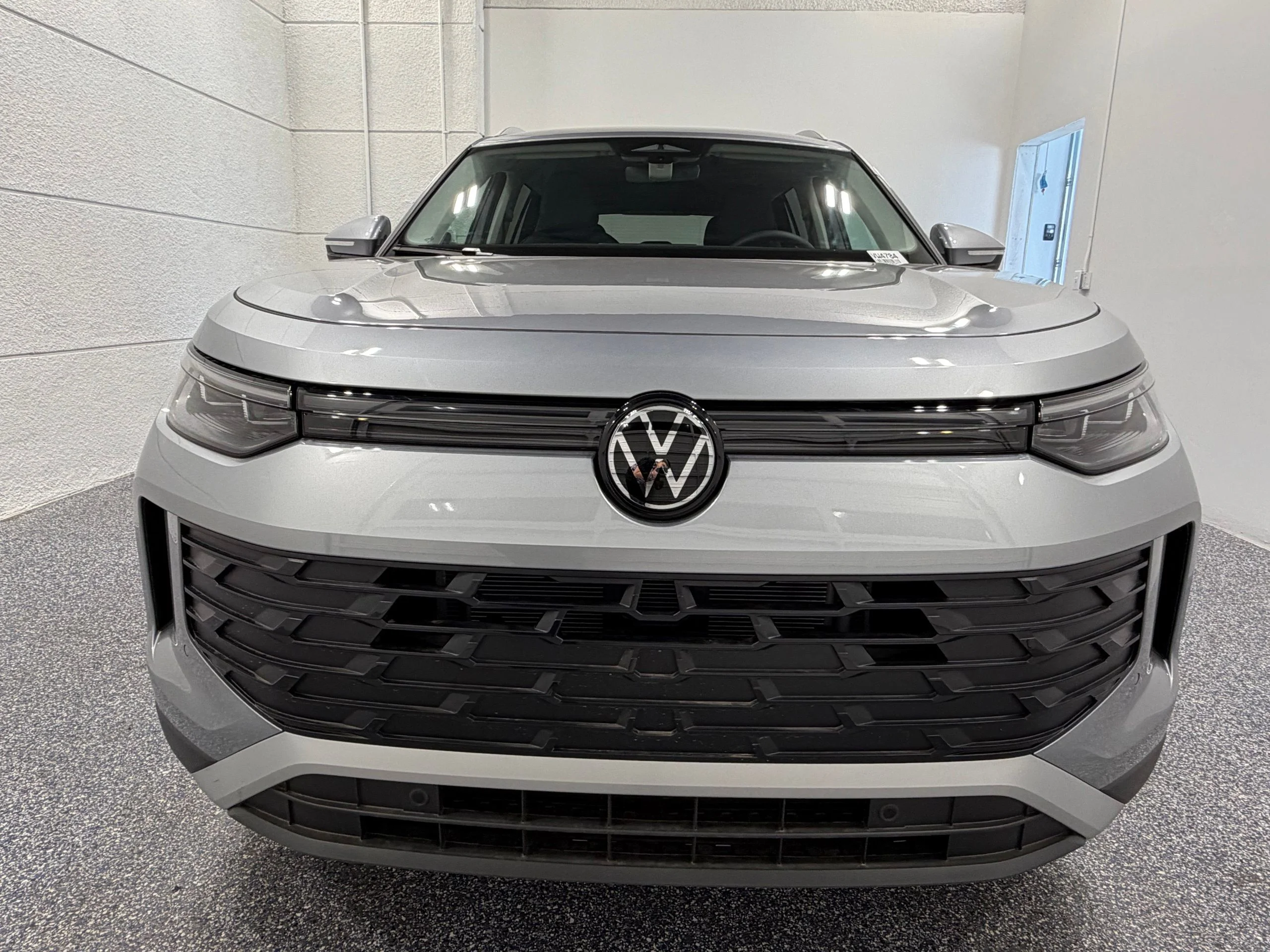 New 2026 Silver Volkswagen 2.0T SE image 11