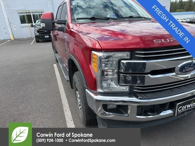 2017 Ford F-250 Lariat 4x4 Crew Cab 6-3/4' Box's photo