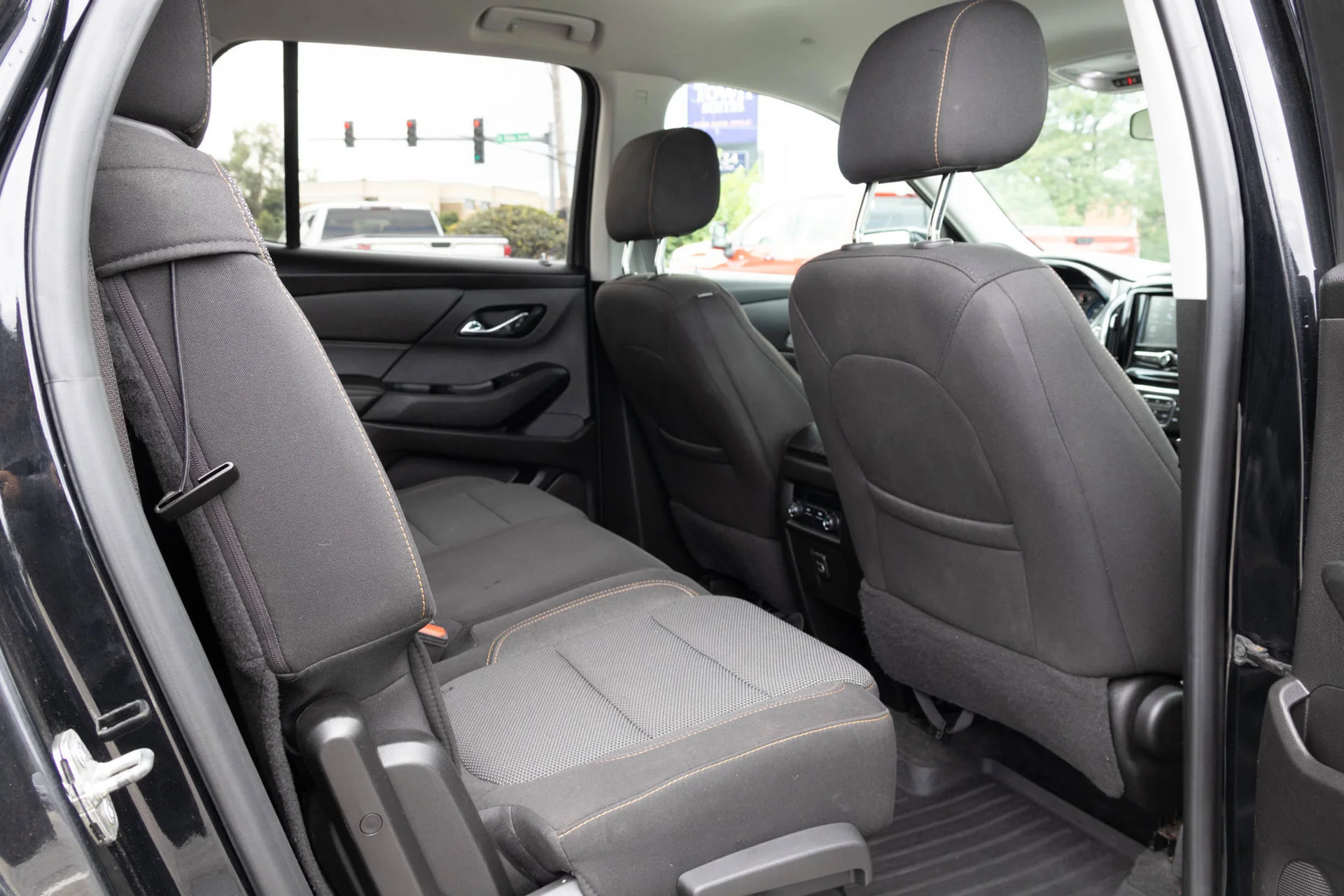 Used 2019 MOSAIC BLACK METALLIC Chevrolet LS image 38