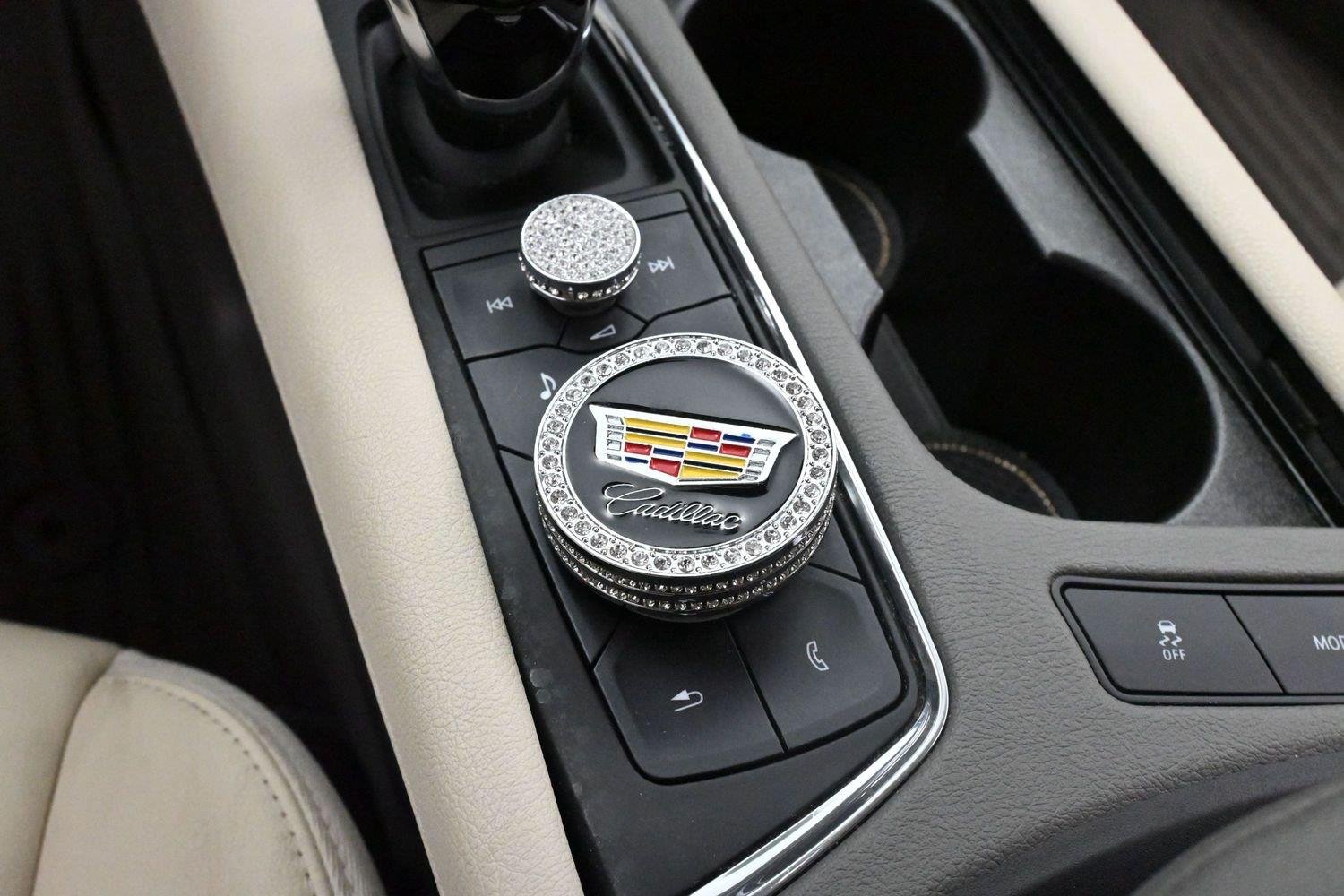 Used 2020 CRYSTAL WHITE TRICOAT Cadillac AWD Premium Luxury image 21