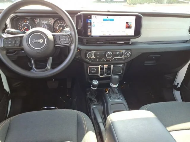 Used 2025 White Jeep Nighthawk image 8