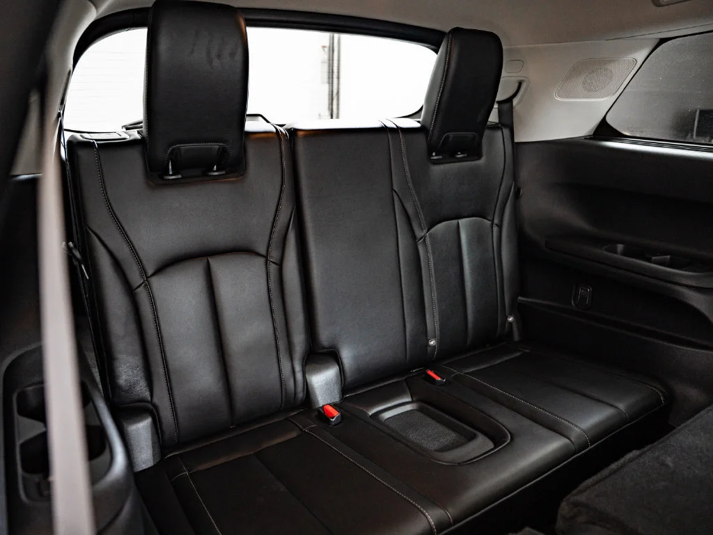 Used 2025 Warm Titanium INFINITI LUXE image 47