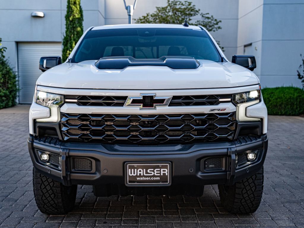 Used 2024 Summit White Chevrolet ZR2 image 2