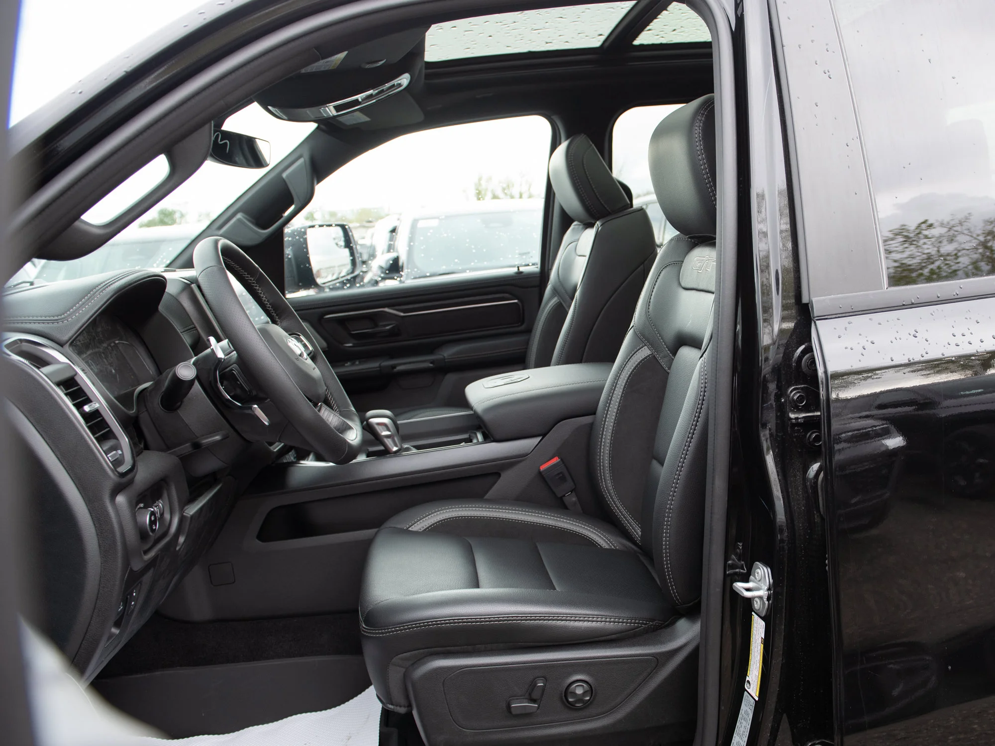 New 2026 Black RAM Sport* image 24