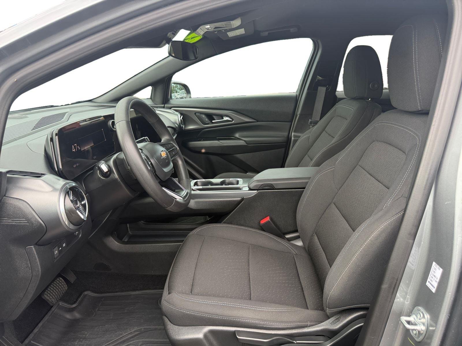 Used 2025 Sterling Gray Metallic Chevrolet LT1 w/PCY image 10
