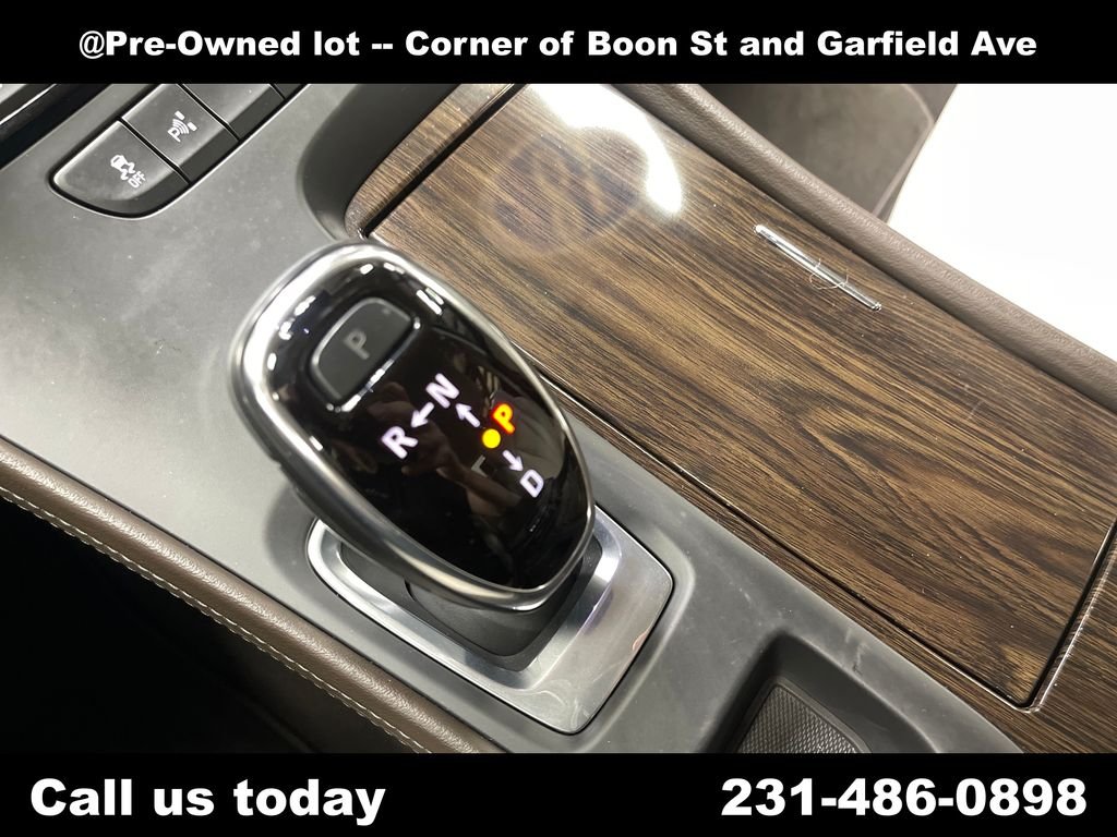 Used 2018 Gray Buick Premium I Group image 25