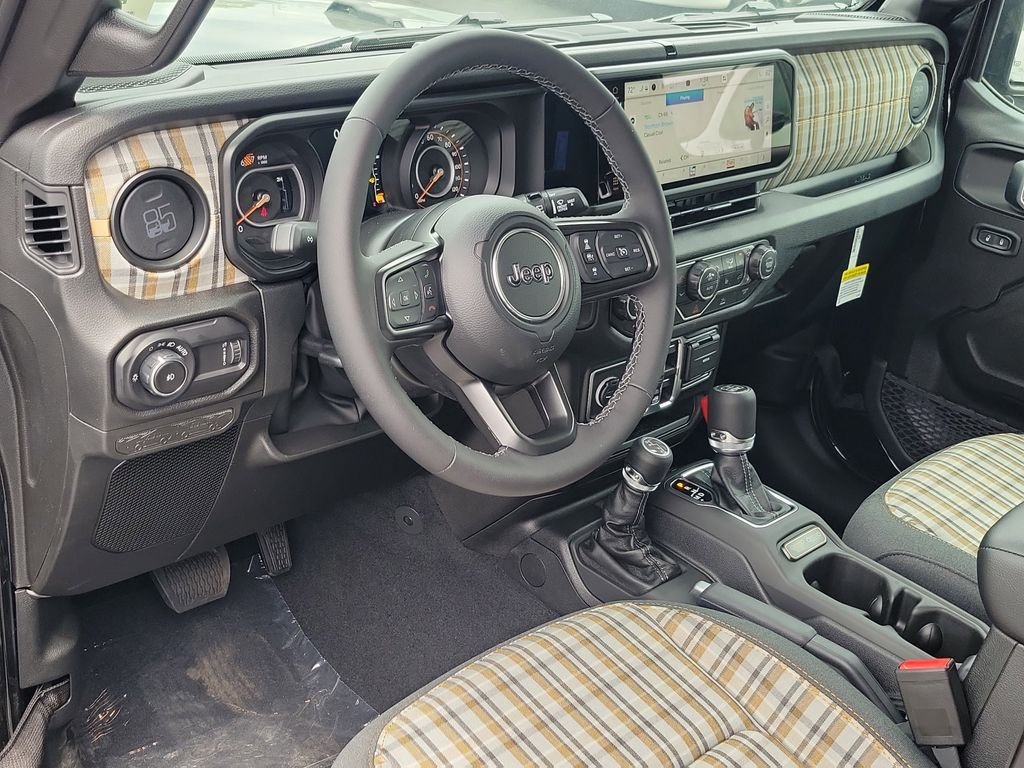 New 2026 Black Clearcoat Jeep 85th Anniversary Edition image 15