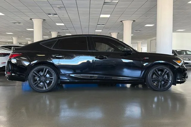 Used 2025 Majestic Black Pearl Acura A-Spec Tech Package image 3