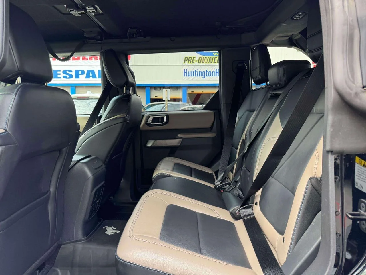 Used 2022 Shadow Black Ford Wildtrak image 17