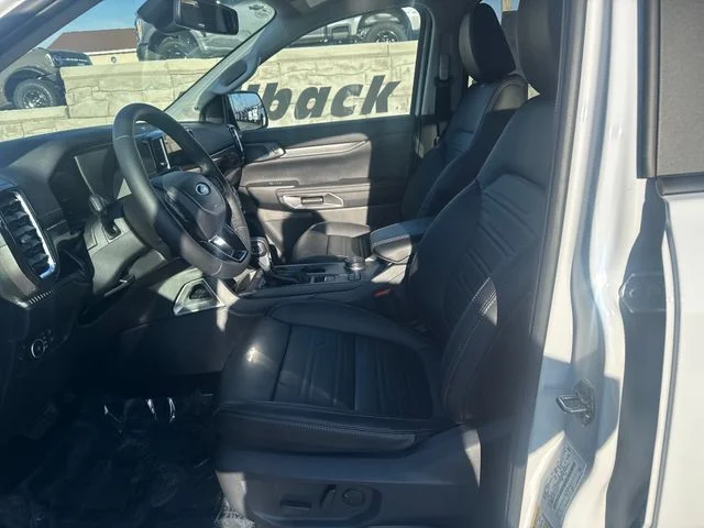 New 2025 Oxford White Ford LARIAT® image 14