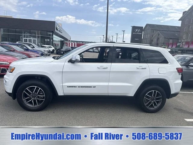 Used 2022 White Jeep Limited image 5