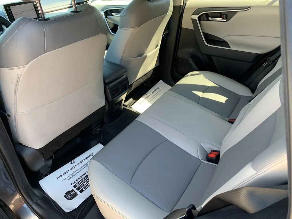 Used 2021 Gray Toyota XLE Premium image 14